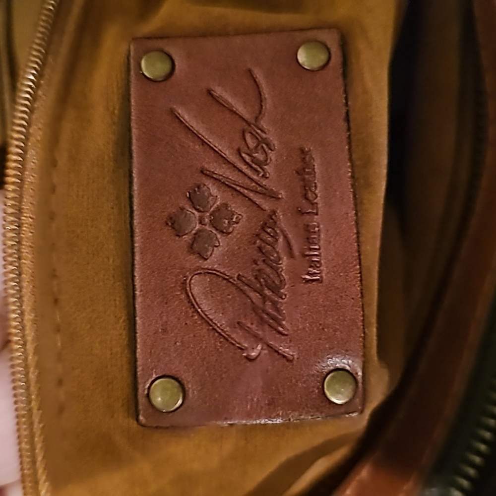 Patricia Nash leather purse - Picture 11 of 13